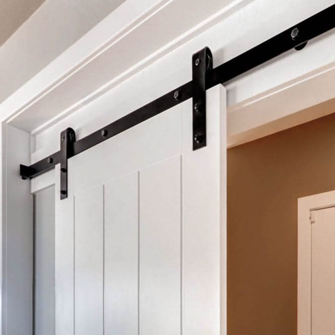 Heavy Duty J-strap hardware in Matte Black